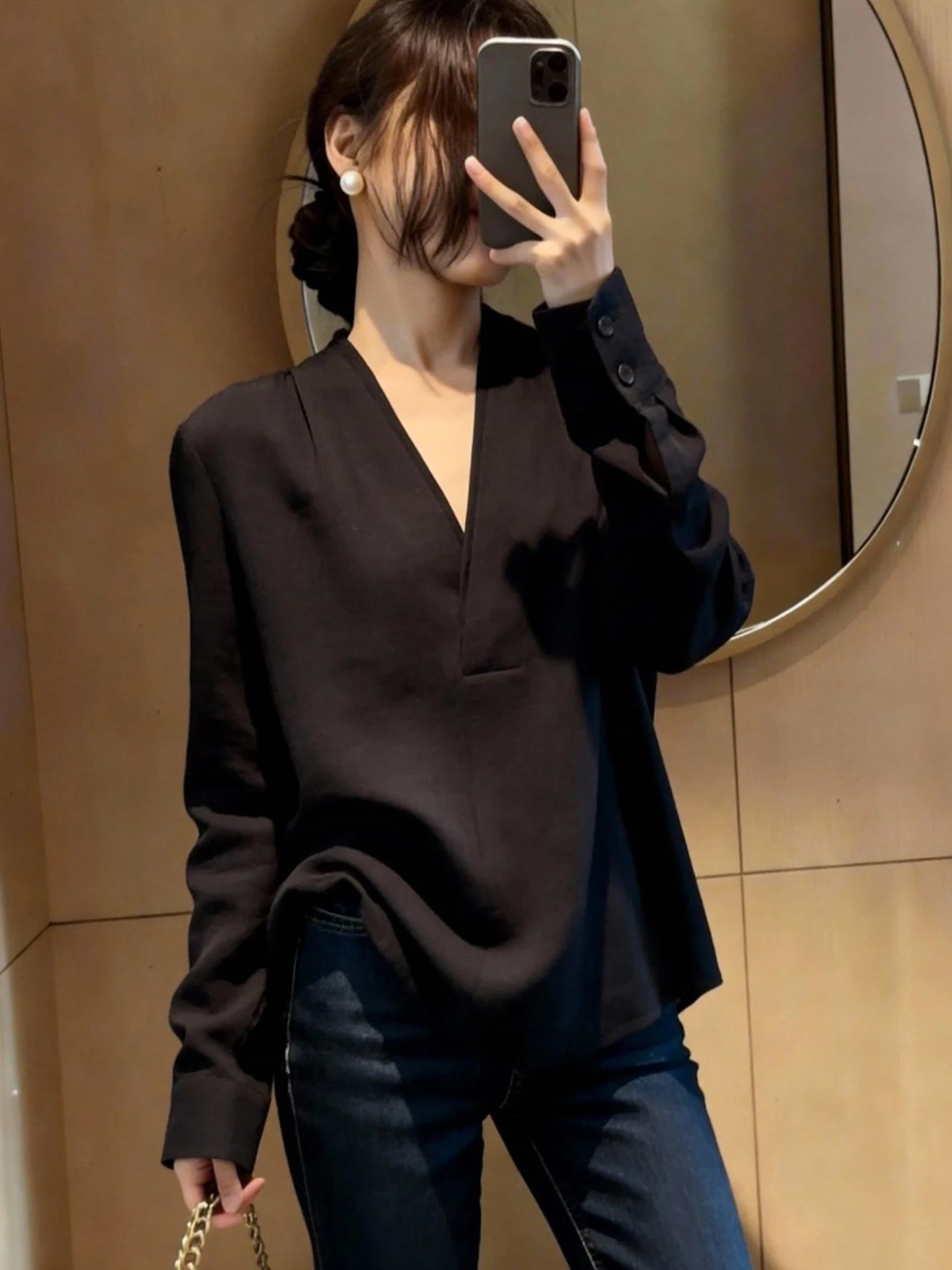 

Elegant V-Neck Long Sleeve Pure Color Shirt Versatile Spring Fashionable Maturity Style Women's Top Commute Korean Loose Fit