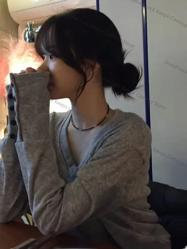 

Корейский трикотаж с нежным универсальным дизайном, женская верхняя одежда с v-образным вырезом, утягивающий топ, модная верхняя одежда из мягкой ткани