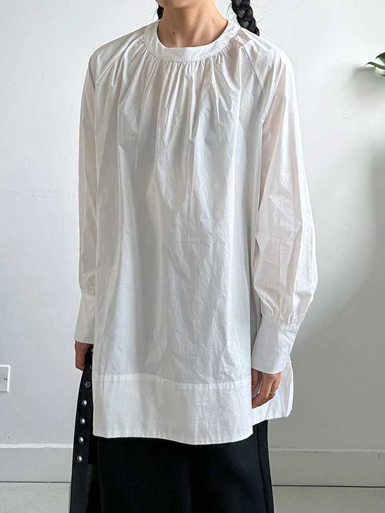 [EAM] Women White Thin Pleated Big Size Elegant Blouse New Round Neck Long Sleeve Shirt Fashion Tide Spring Autumn 2024 1DH6892