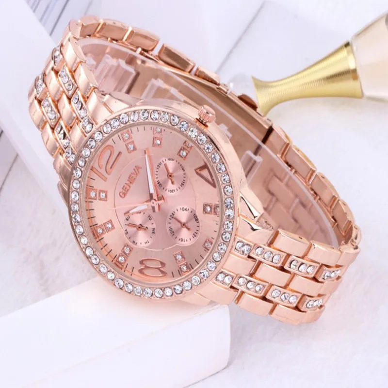 Luxury Wrist Watches for Women Fashion Quartz Watch Silicone Band Dial Women Wathes Casual Ladies watch relogio feminino