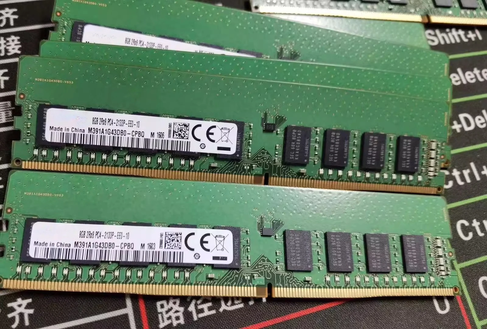 

For 8G 2RX8 PC4-2133P-EE0-10 HMA41GU7MFR8N-TF M391A1G43DB0-CPB M391A1G43DB0-CPBQ DDR4 pure ECC 8GB UDIMM