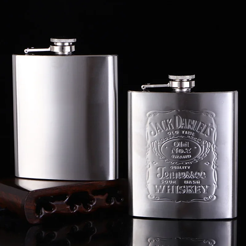 Portable Stainless Steel Hip Flask 7oz Russian Wine Mug Wisky Bottle with Box Pocket Drinkware Alcohol Bottle Bridesmaid Gifts