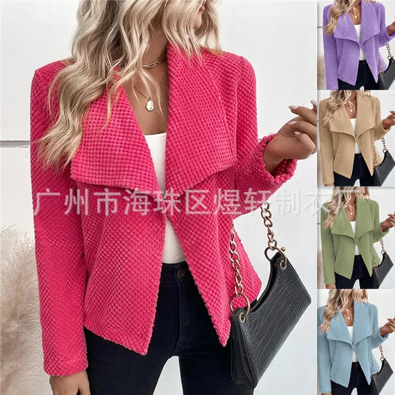 Long sleeved minimalist women's small suit 2023 new autumn/winter lapel solid color lapel with short jacket