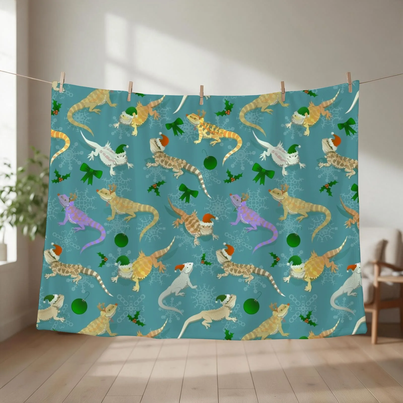 Bearded Dragon Christmas Holiday Throw Blanket couch cozy soft plush fuzzy picnic outdoor blanket