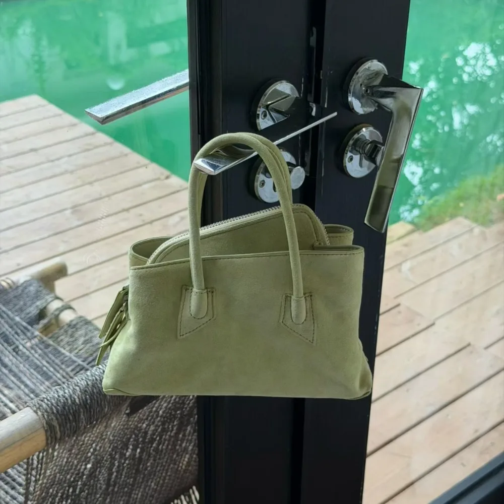 New Niche Design Portable Small Tote Trapezoidal Geometric Irregular Leather Simple Commuter Messenger Texture Unique Fashion