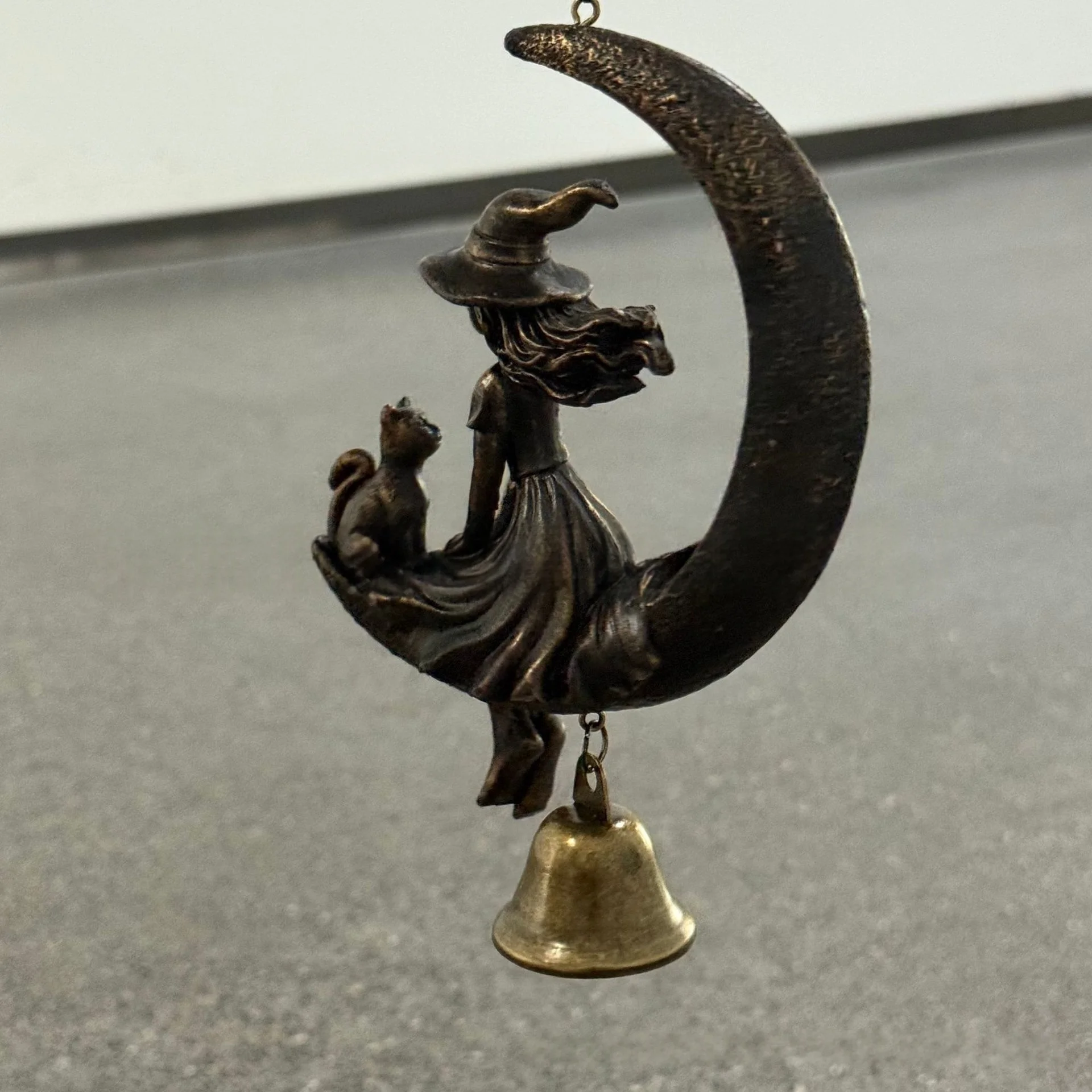 ساحرة الرياح الرنين هالوين الساحرة القطة السوداء القمر الرياح الرنين لحديقة فناء ديكور المعادن معلقة جرس زخرفة مع القط للحديقة #4