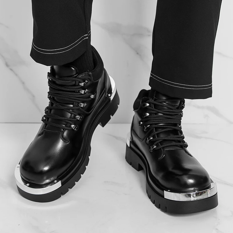 

Fashionable Thick Soled Comfortable Men's Leather Boots Branded Street Style Leather Casual Boots Outdoor Men's Commuting Boots