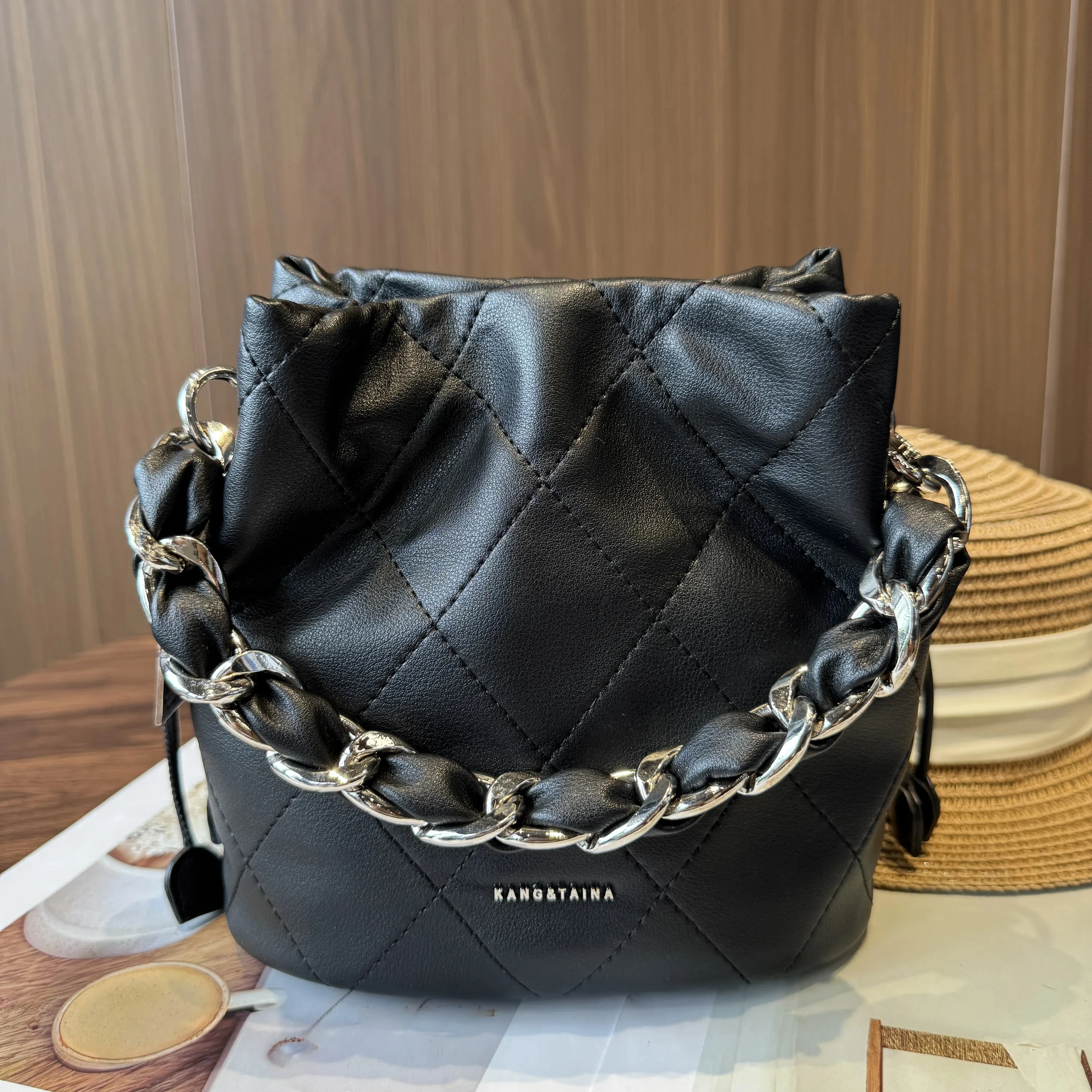 borsa-a-secchiello-in-pelle-con-ricamo-borsa-a-tracolla-singola-design-alla-moda-borsa-a-mano-con-motivo-a-rombi-borsa-da-donna