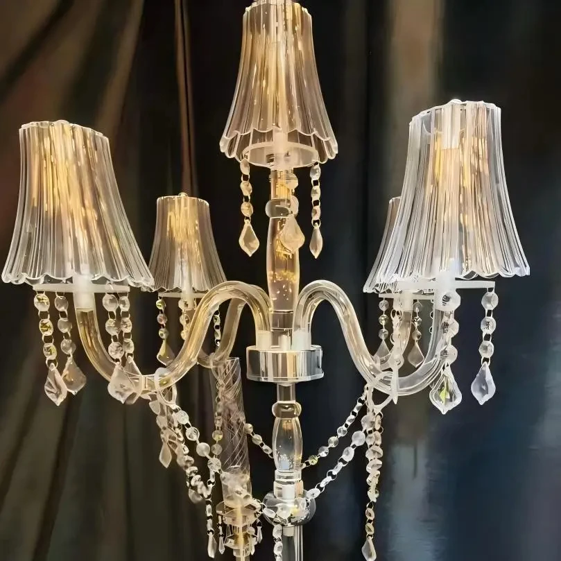 Luxuriöser Acryl-Kerzenleuchter als Hochzeits-Centerpiece, Kerzenhalter im französischen Stil für Tischdekoration bei Heimpartys – Detail 5