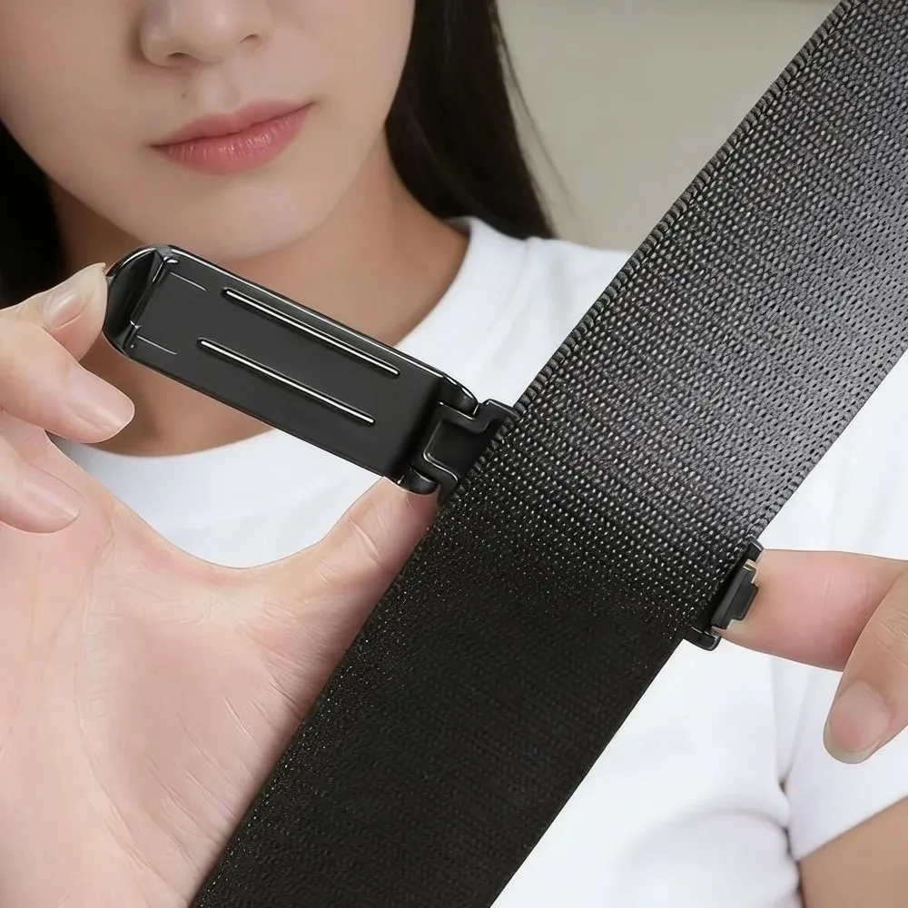 Pregnant Womens Comfort Seat Belt Positioner Clip Adjustable Car Seat Car Seat Belt Lock Clamp Limiter for Driver