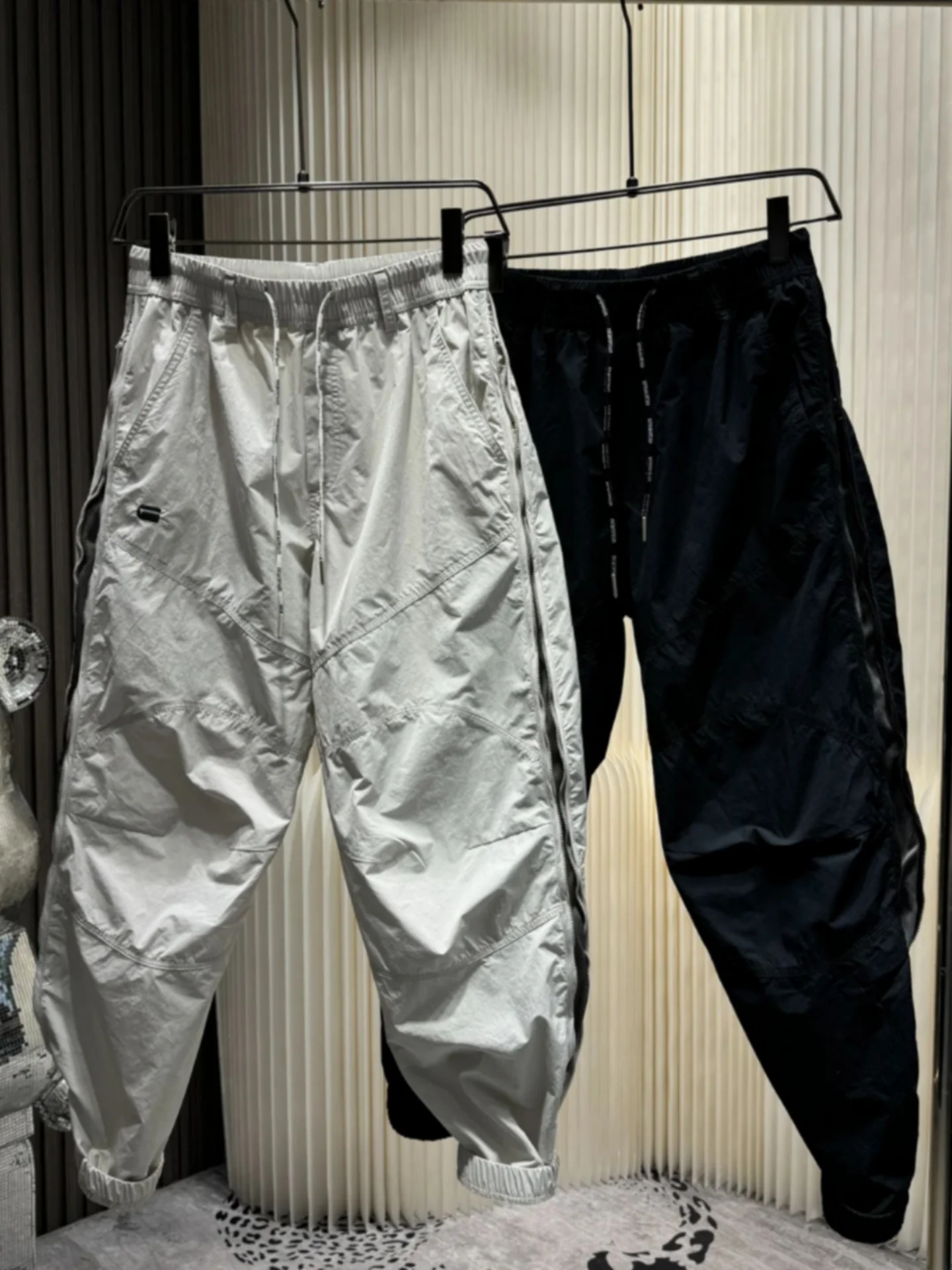 

Высококачественные дышащие повседневные брюки для мужчин и женщин, летние новые боковые молнии, удобные свободные брюки, прямые брюки