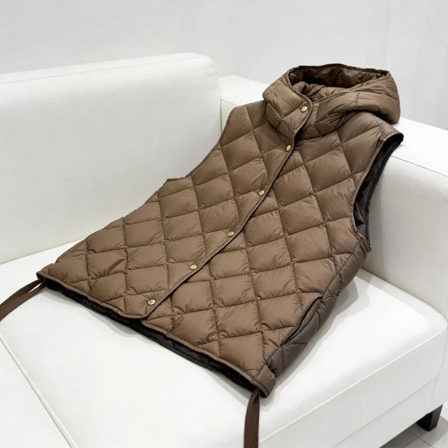 

Легкий короткий пуховик-жилет из белого утиного пуха с ромбовидным узором, 90% пуха, безрукавка, зимнее пальто