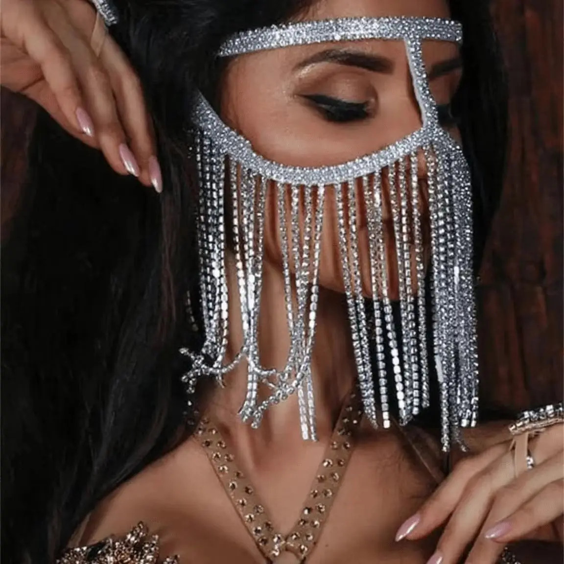 mascara-de-borlas-luxuosa-para-baile-de-mascaras-joia-facial-sexy-com-corrente-e-gotas-d'Agua-acessorio-de-cosplay-para-cobrir-rosto-e-testa-adereco-de-cabeca