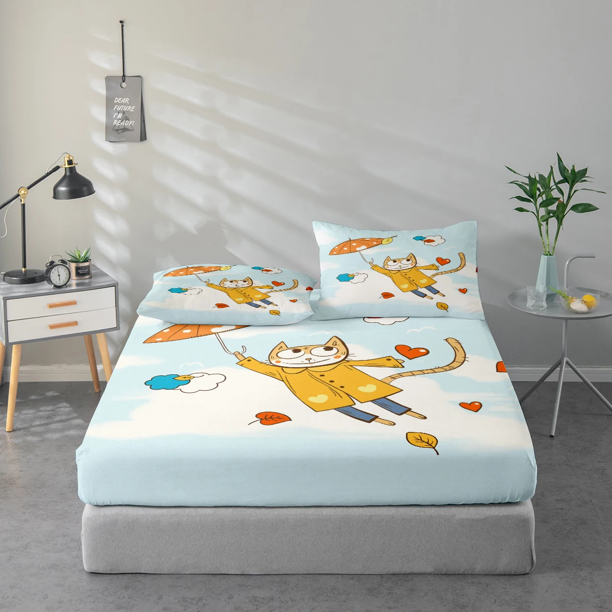 

Комплект постельного белья с милым принтом кошек, включающий наматрасник и наволочки, с высококачественной печатью, включает 1 простыню на резинке + 1 или 2 наволочки (1 наволочка для размера 60*100 см и 2 наволочки для размера 72*132 см, остальные размер