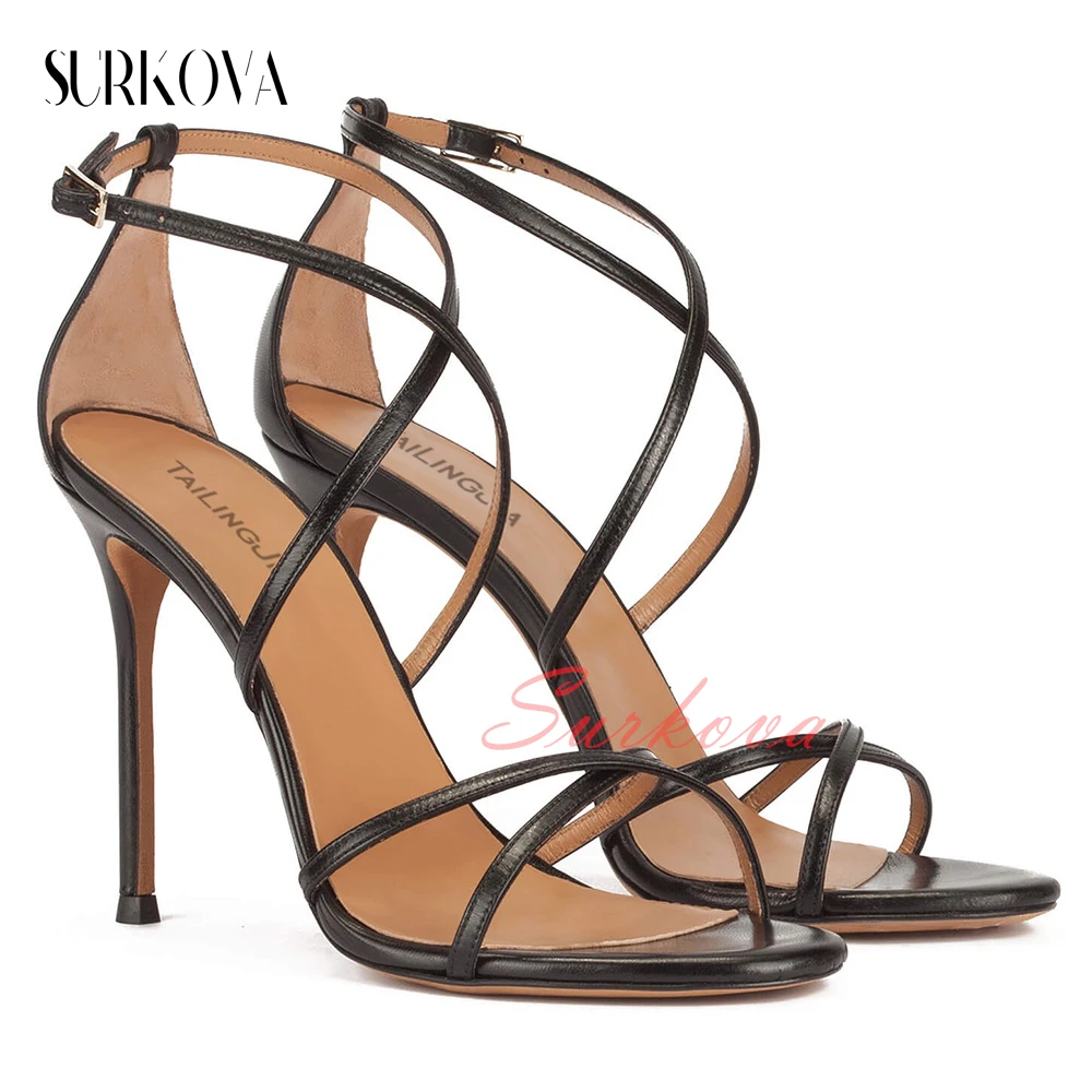 Sandali con tacco alto con punta aperta concisa a fascia stretta incrociata sandali con fibbia alla caviglia in tinta unita tacchi alti alla moda