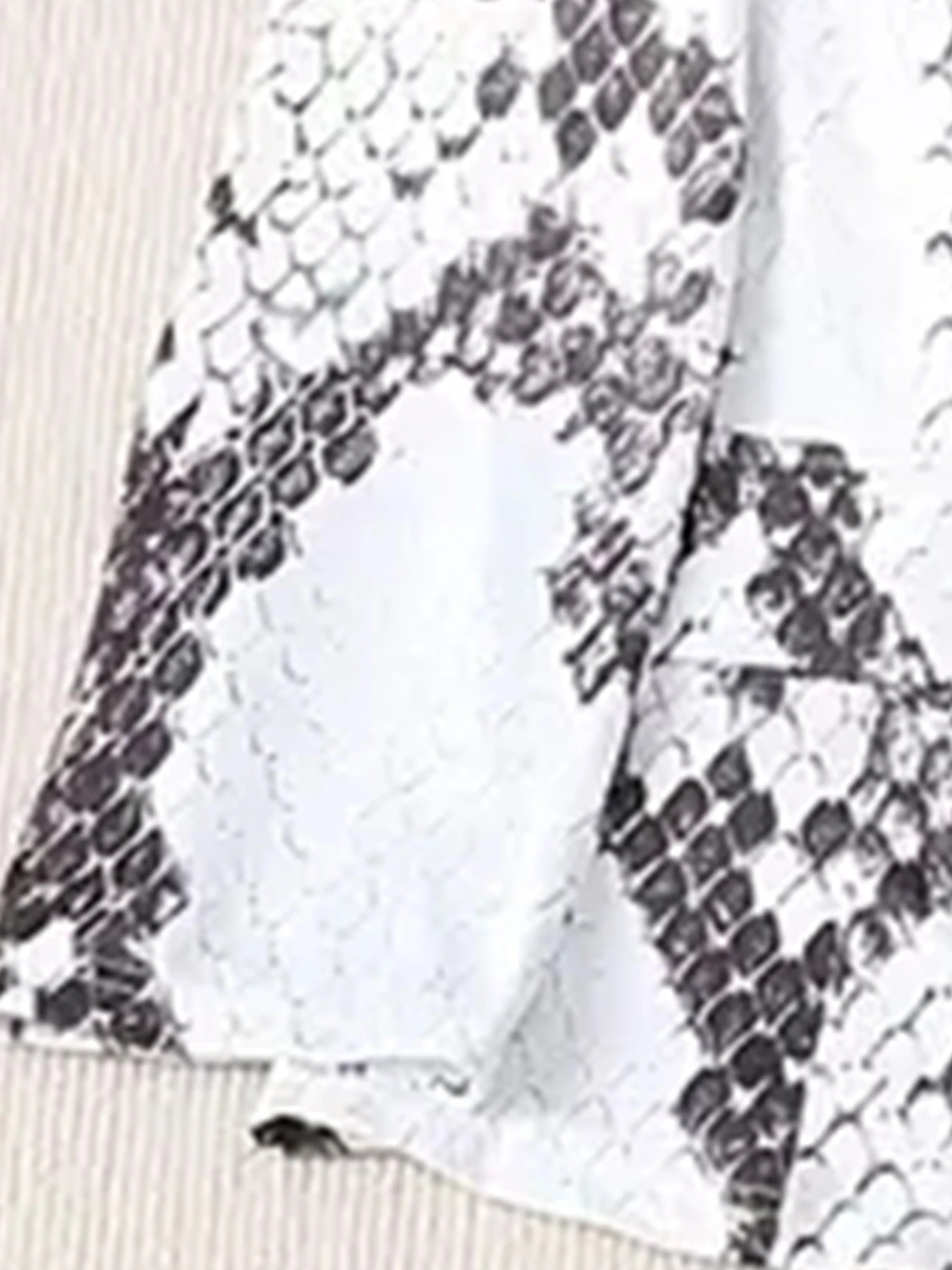 Modischer, langärmliger, lässiger Mini-Anzug mit Schlangenmuster und Hose, stilvoll gemustert, Freizeitkleidung, Business-Casual-Outfit