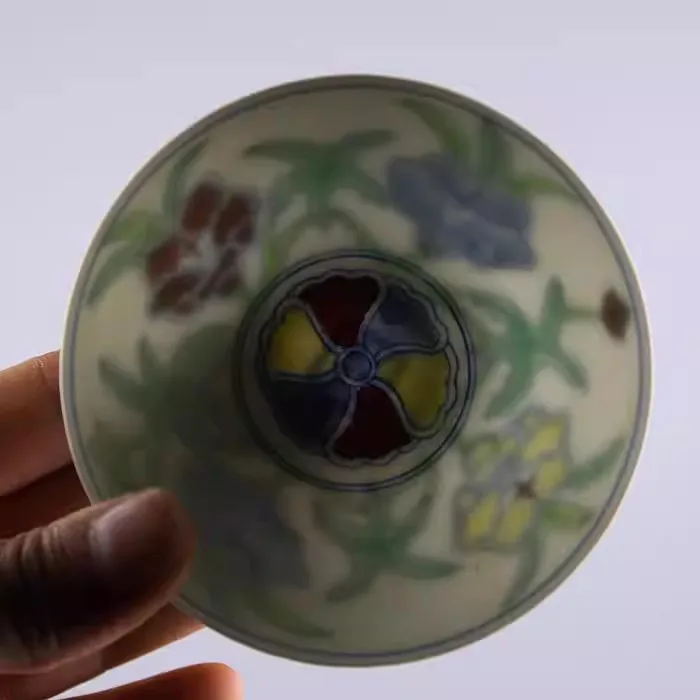 Chinese Blue and White Doucai Porcelain Cup Ming Chenghua Gardenia Pattern 3.82