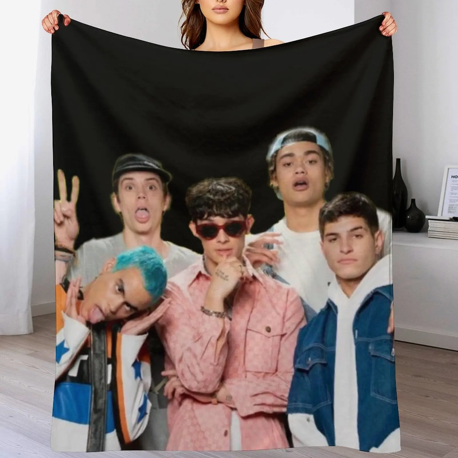 

PRETTYMUCH Throw Blanket Cozy Throw Blanket for Bed Sofa Chair