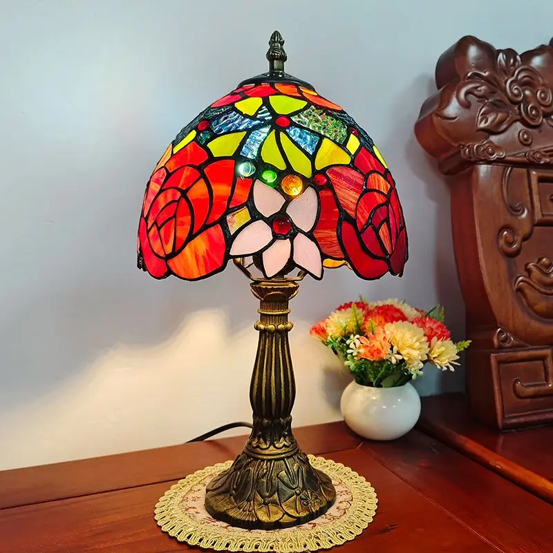Energy Saving Retro Tiffany Nostalgic Small Table Lamp Living Room Dining Room Bedside Lamp Bar Cafe Creative Festive Lamp