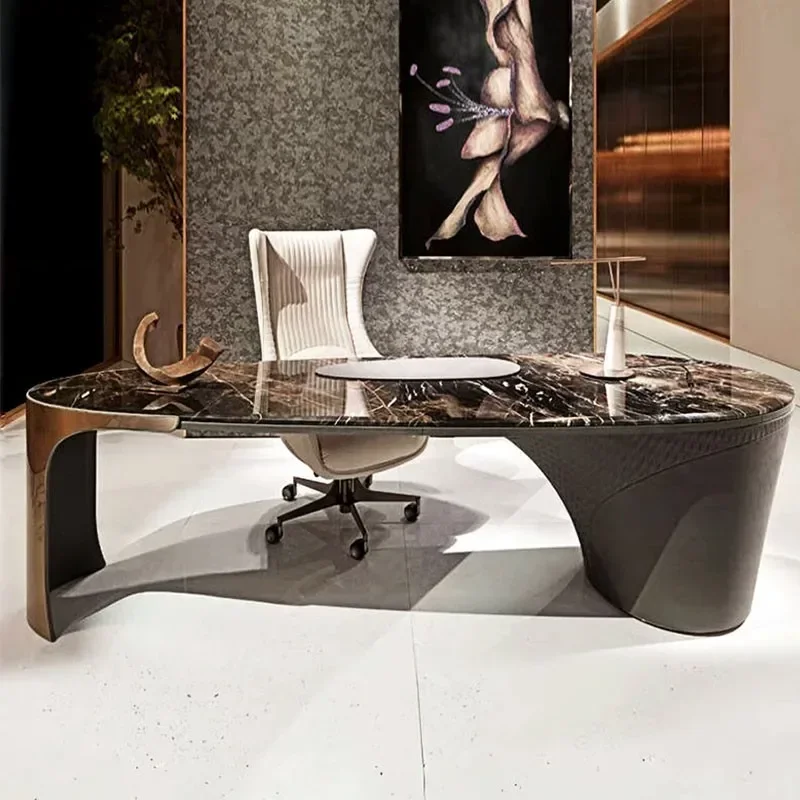 مكتب رخامي إيطالي خفيف فاخر وحديث وطاولة رئيسية ومصمم إبداعي على شكل خاص مع أدراج