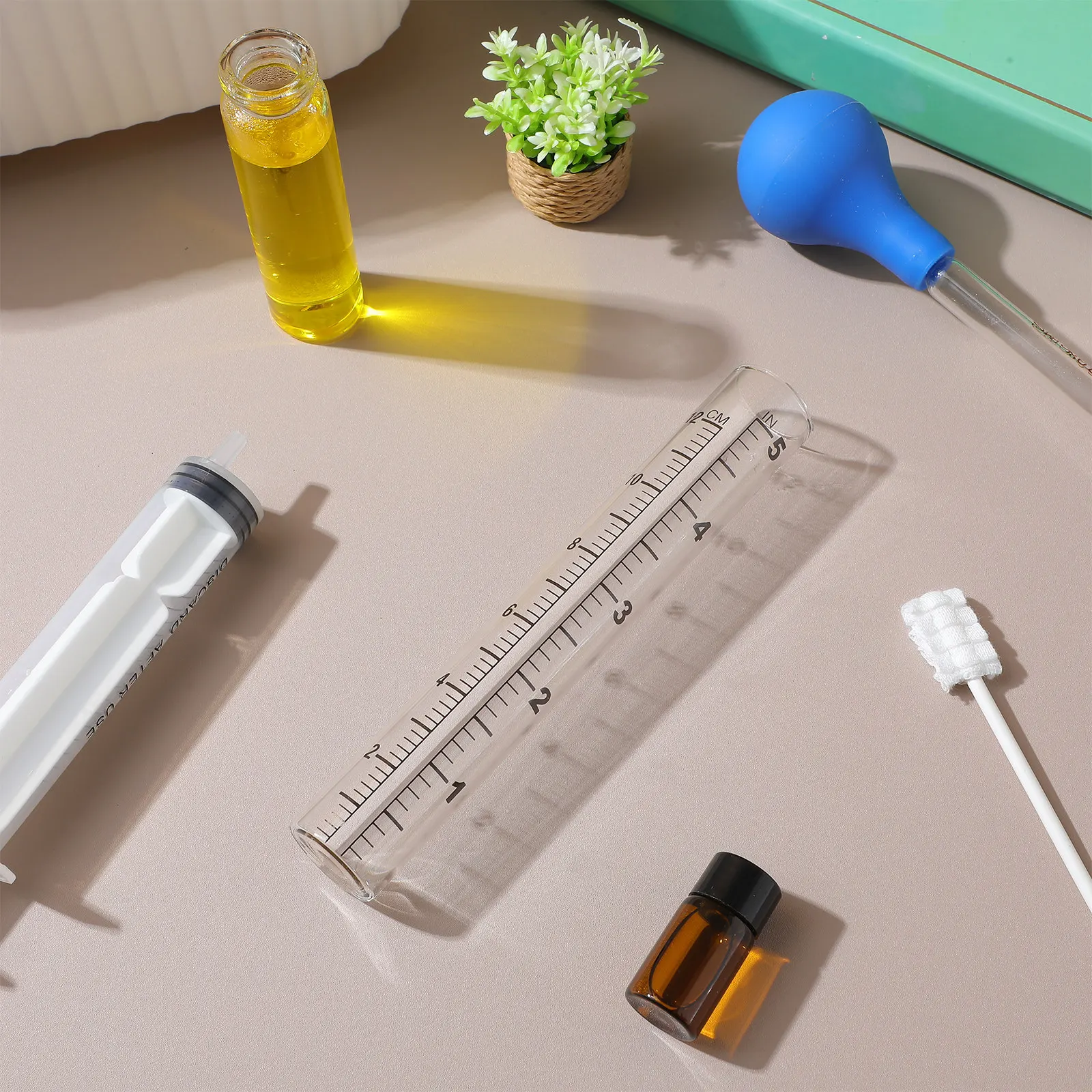 Glass Rain Gauge Tube 12Cm Dual Scale Flat Bottom Transparent Rain Measuring Tube for Yard Deck Garden Weather Station