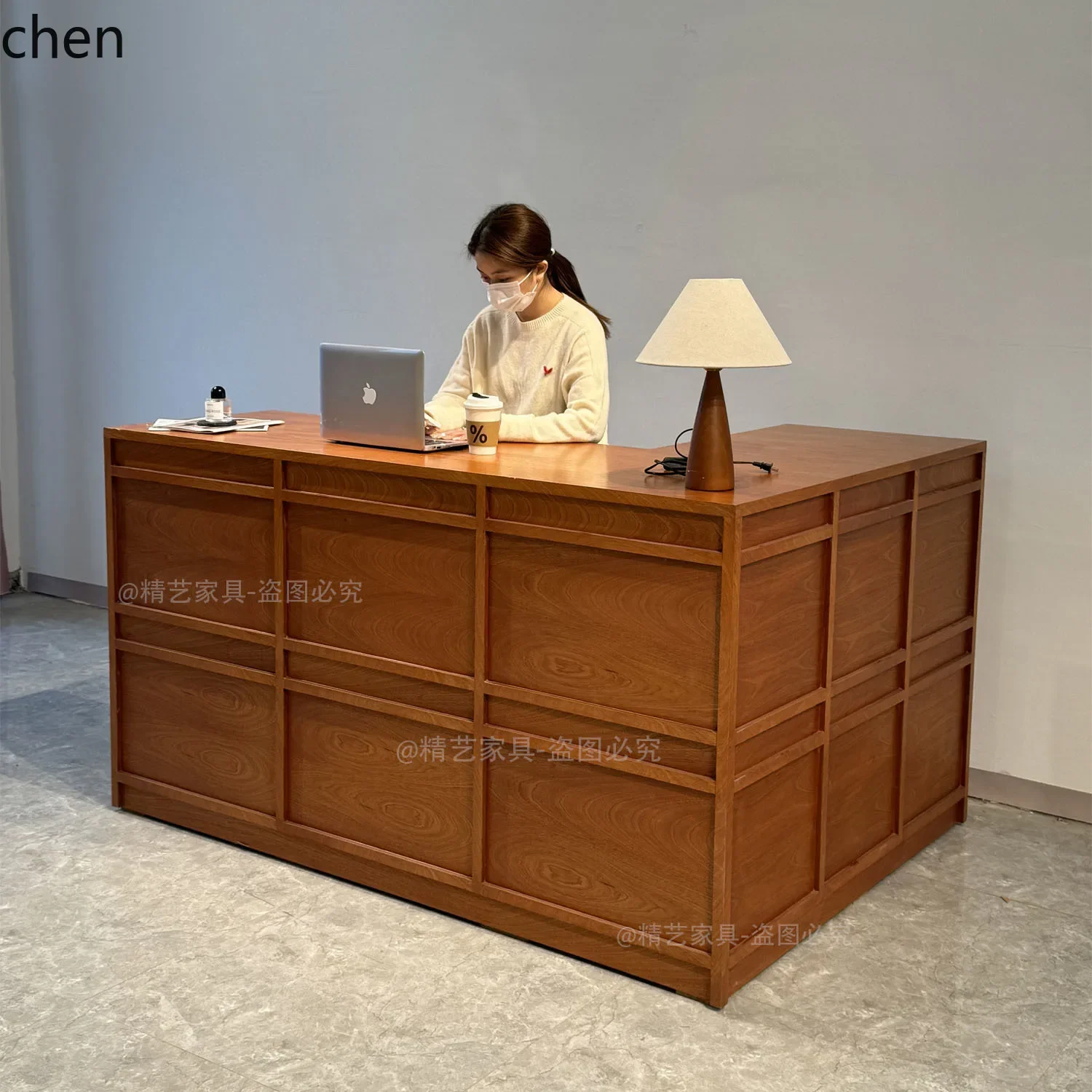 

HYS- Clothing bar counter Simple paint front desk Clothing store Beauty Reception desk High-end counter
