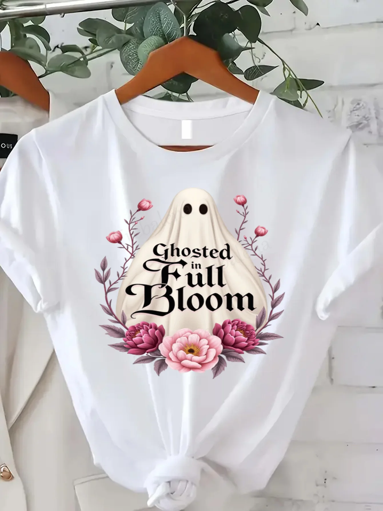 

Round Neck T-shirt Ghosted in Full Bloom Floral Ghost Tee Women's Plus Size Funny T-Shirt Short Sleeve Tee Fashion Casual Top