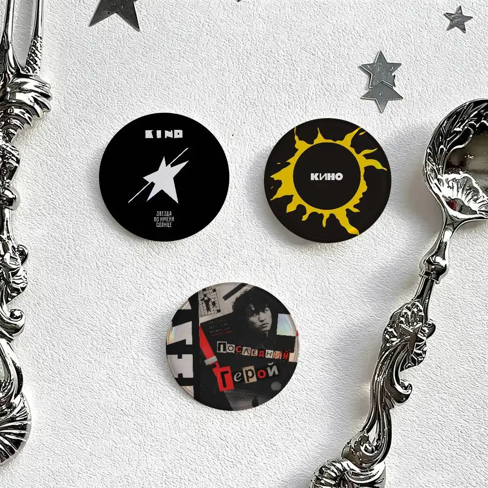 Band K-Kino Viktor Tsoi   Button Pins Cute Manhwa Coin Brooch DIY Backpack Clothing Decor Badge Jewelry Accessories Gifts