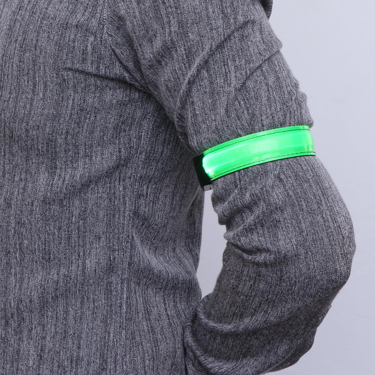 

3pcs LED Glowing Armband Wristbands USB Rechargeable Night Safety Bands for Running Camping Hiking Outdoor Activities