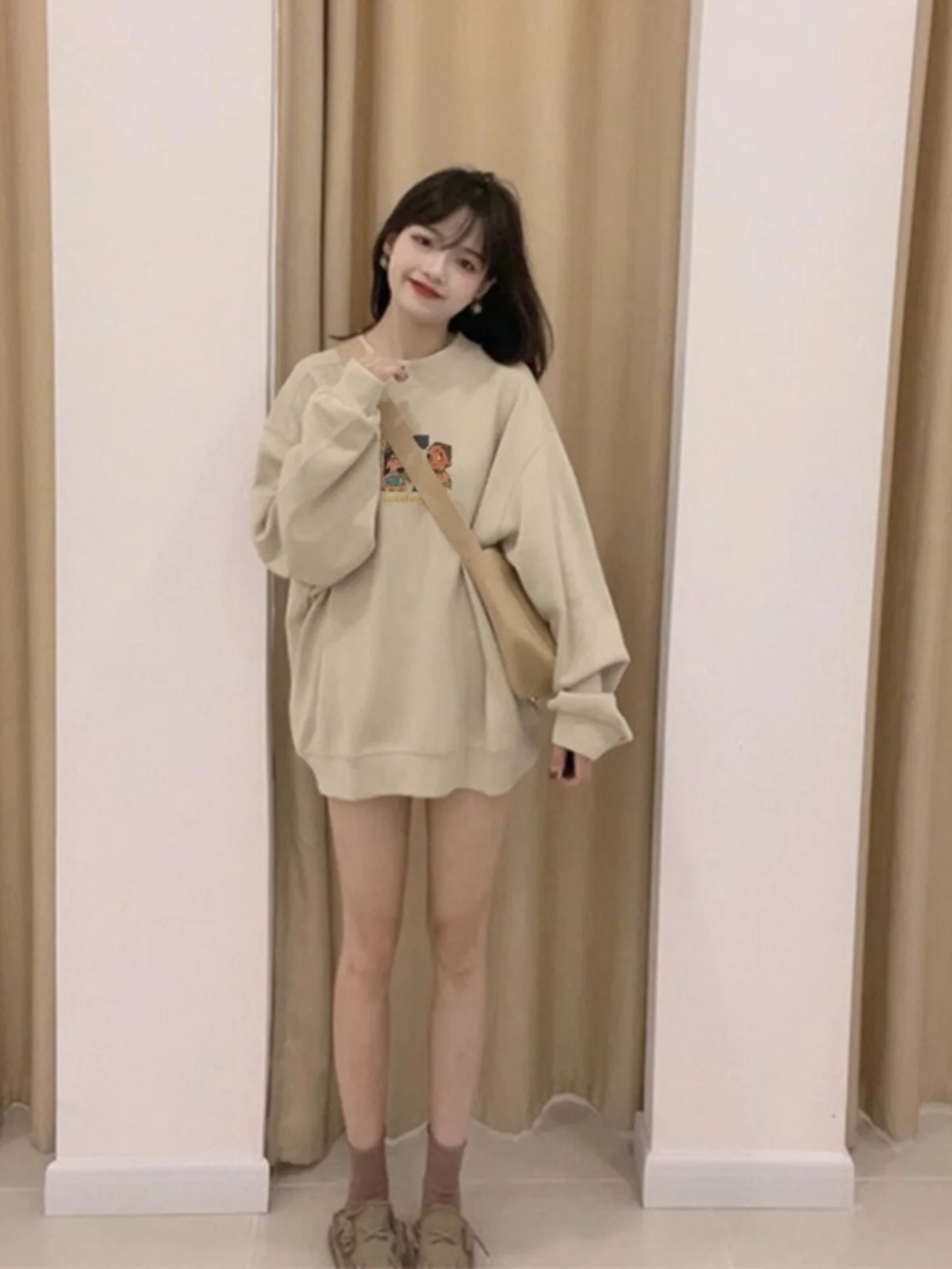 

Vintage round Neck Sweatshirt Women's New Popular Design Sensation Nourishing Lazy Style Outerwear Korean Version Long Sleeve