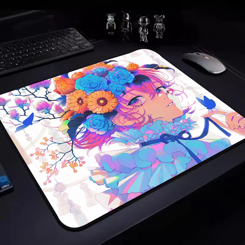 

45x40CM Cute Anime Girl Mouse Pad Gamer E-Sports Gaming Mousepad Ultrafine Surface Speed Mouse Mat Premium Computer Keyboard Mat