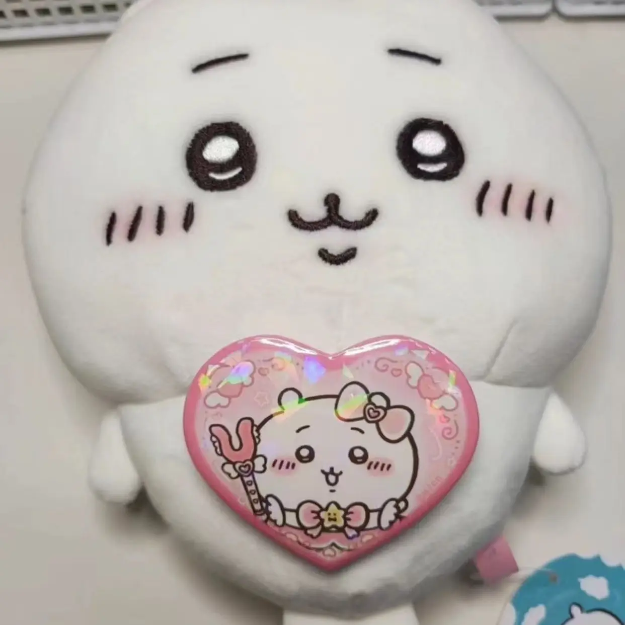 バッジ大セール！ちいかわピンクラブバーチハチワレウサギモモンガ漫画周辺グッズ可愛いバッジバッグ飾り友達へのプレゼント