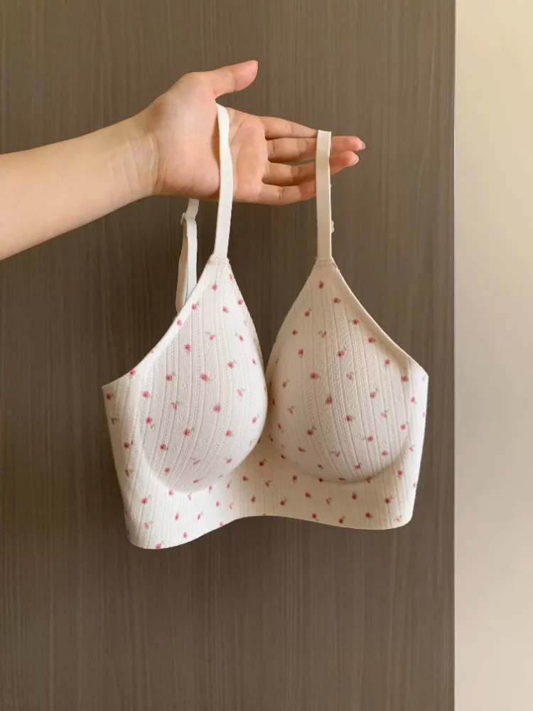 MOYISU Französisches Blumen-Bralette für kleine Brüste, kabellose, nahtlose Dessous zum Abnehmen, Anti-Durchhängen und nacktes Gefühl, Komfort ohne Bügel