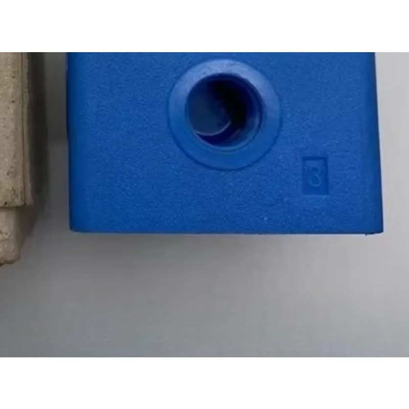 

Parts forFESTO Festo Switch Valve HE 1 8 S B 33016 MS4 EM1 1 8 541262