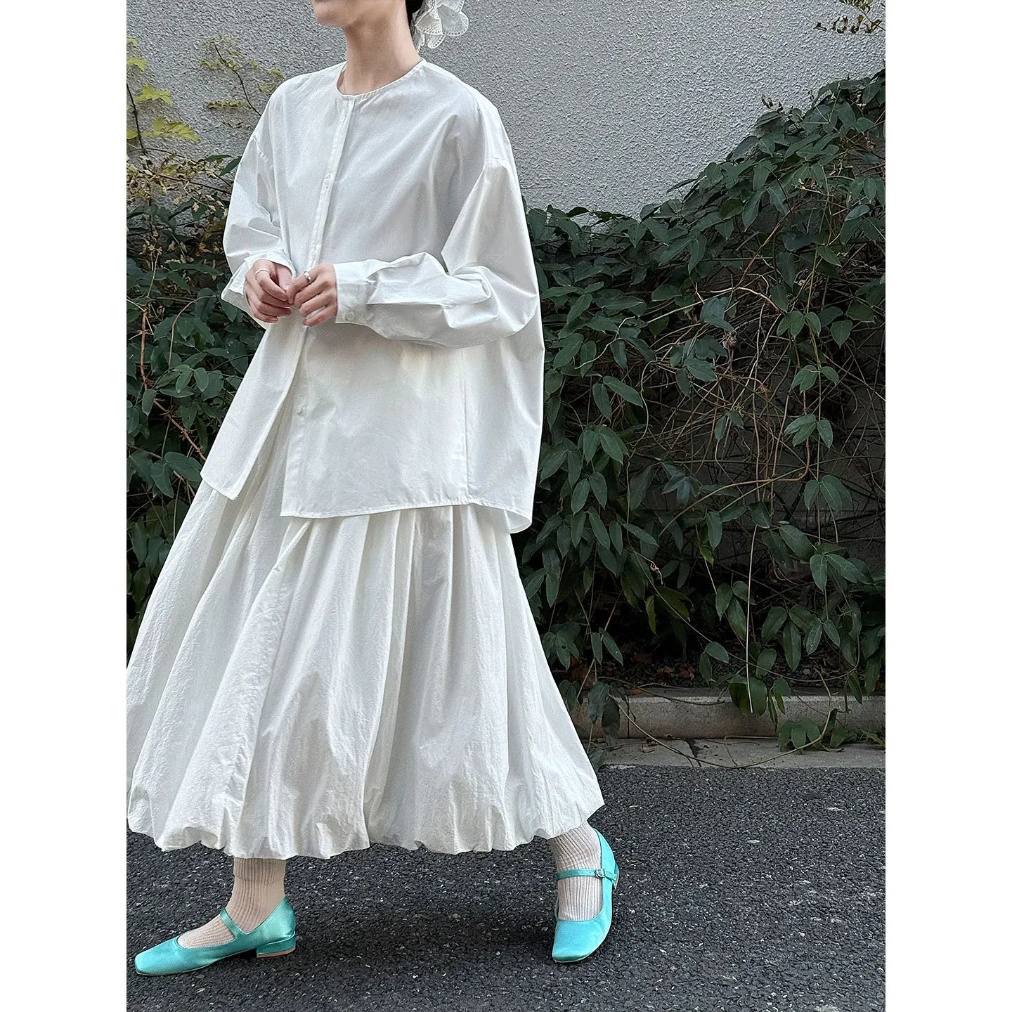 

Women Shirt Solid Blouses Button Slit Round Neck Long Sleeves Single Breasted None Strech Loose Fit Office Casual 2026 Spring