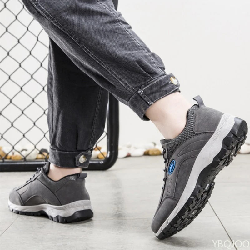 Scarpe da uomo casual e comode di grandi dimensioni primavera autunno moda nuove scarpe da trekking da uomo antiscivolo e versatili con fondo piatto