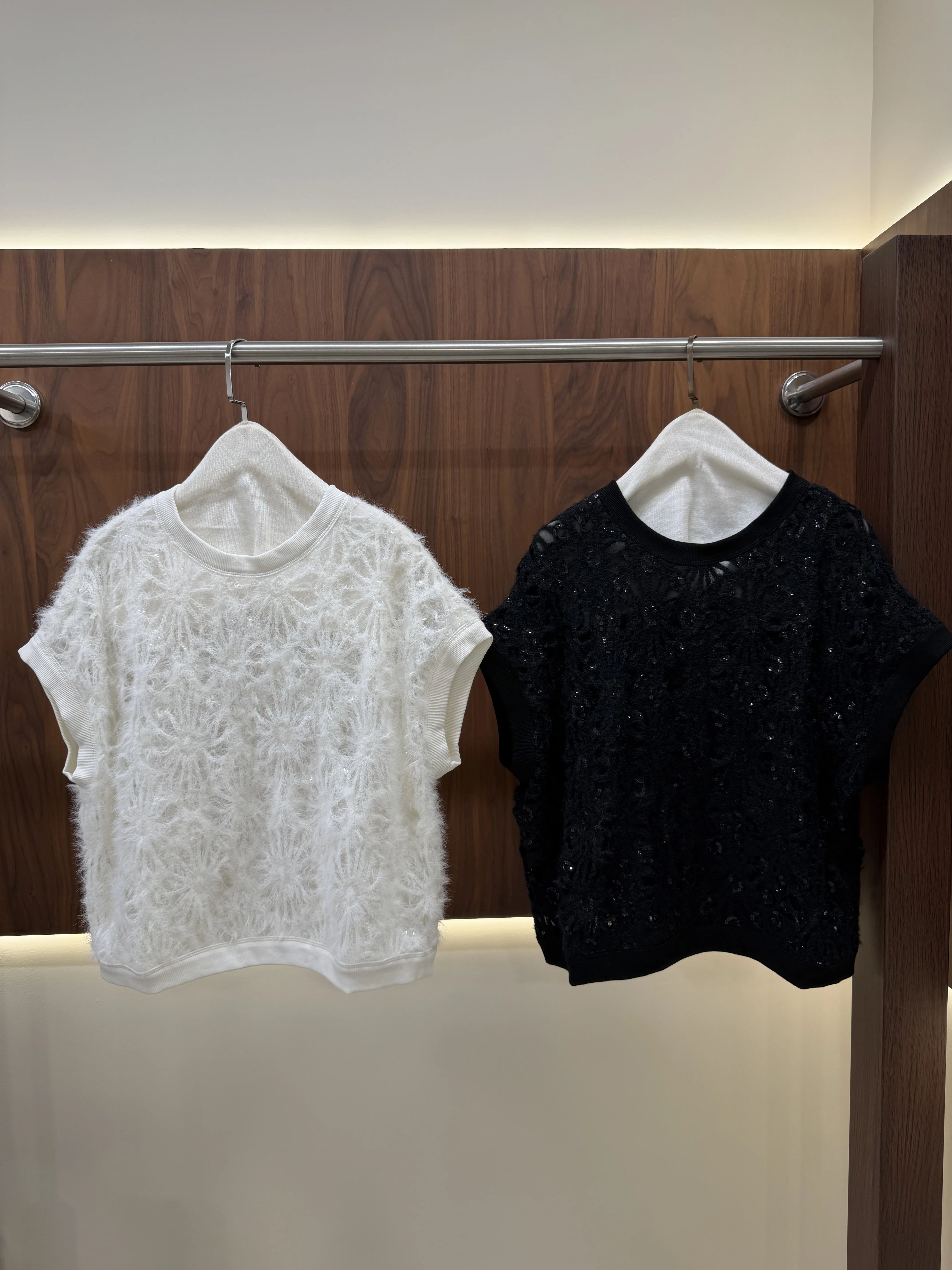 Women's Autumn Sequined Sleeveless Crew-Neck Cropped Knit Vest