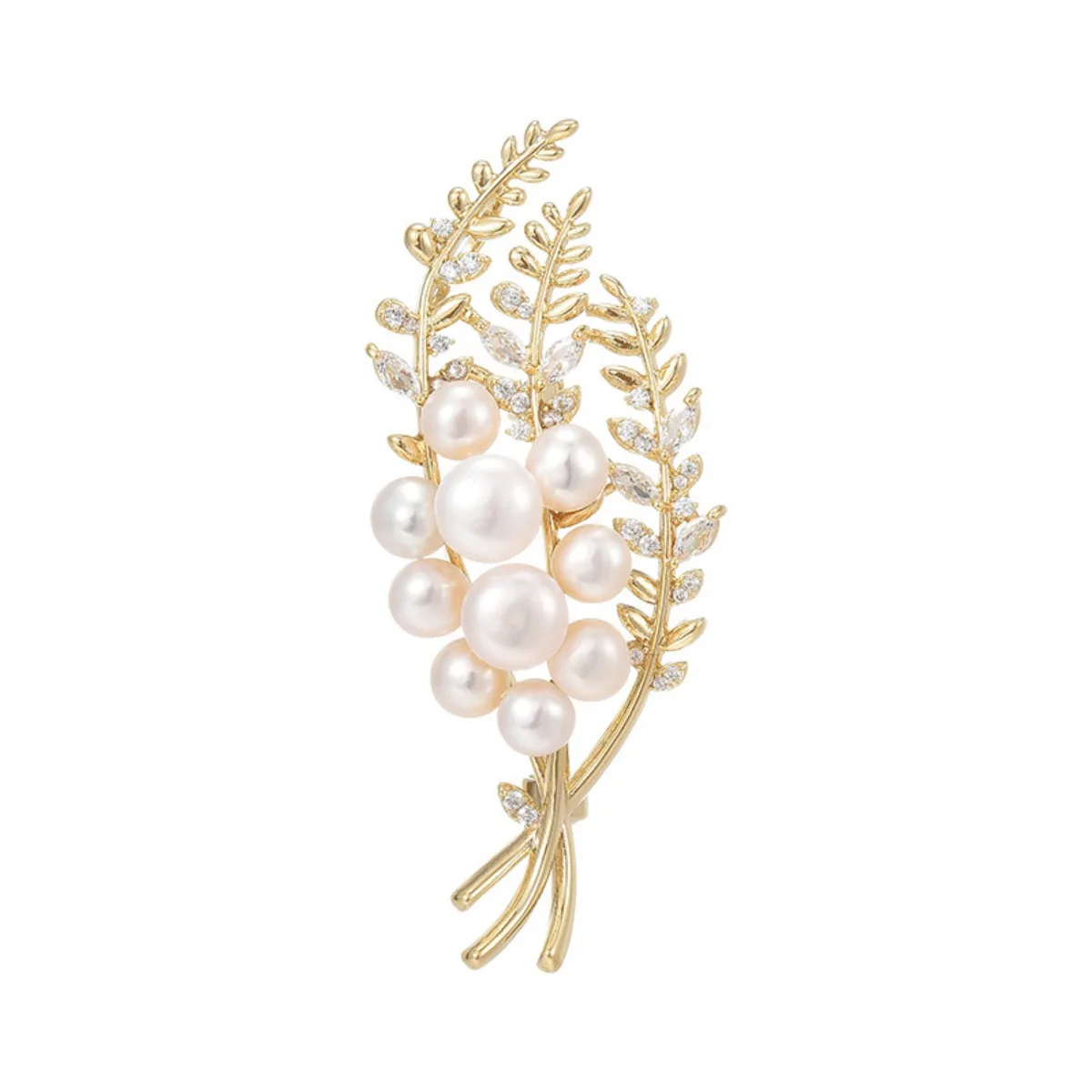 

Beauty Luxury Brass Flower Crystal Brooch with Freshwater Pearls and Cubic Zirconia Clothing Accessories