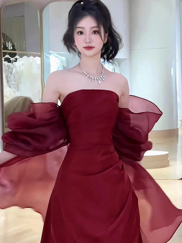 

Wine Red Satin Bridal Gown with Strapl Fi Tail Design for Engagement Parties Korean Sle Long Evening Dr