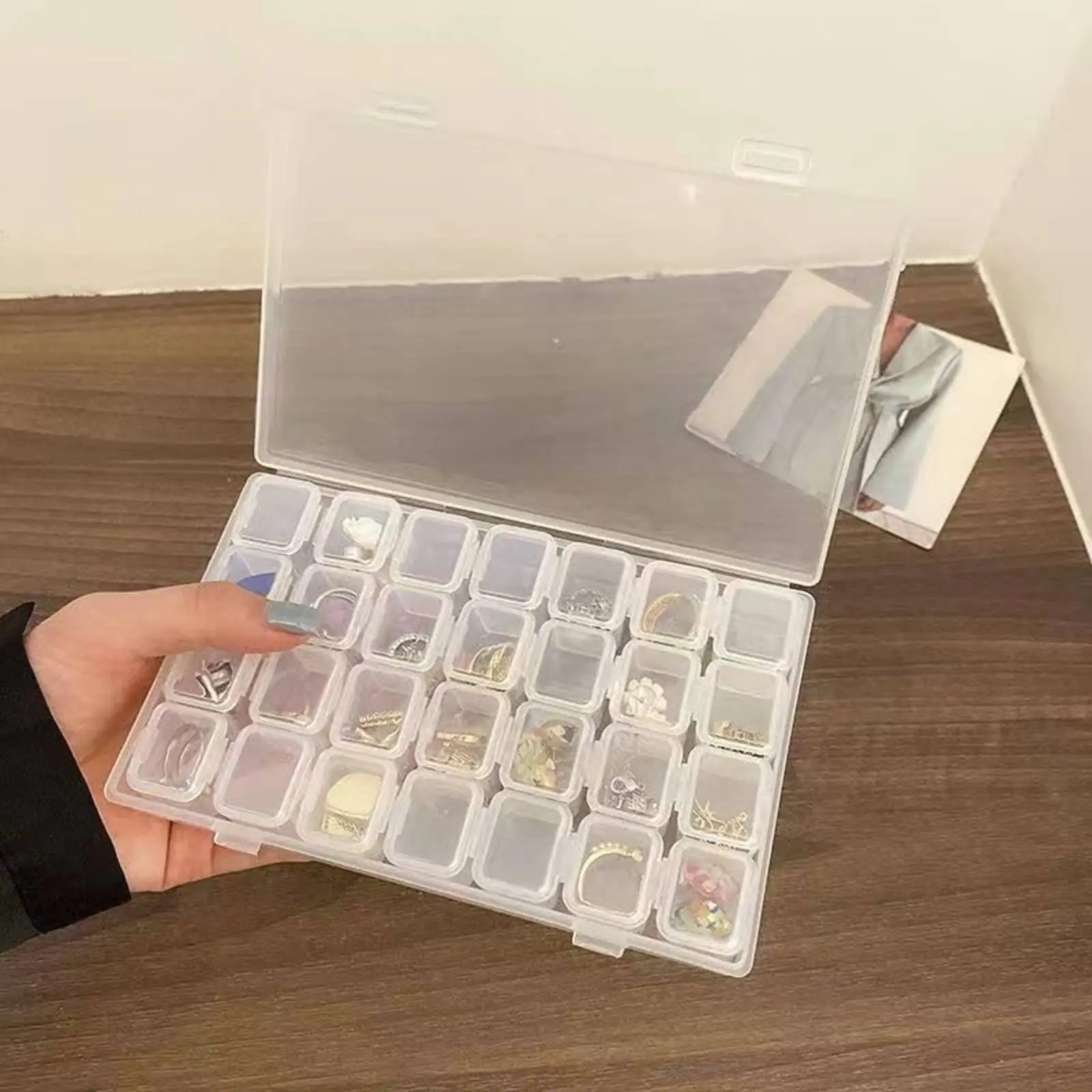 28 Compartment Organizer Box Versatile 28 Compartment Plastic Organizer Bead Storage Container Stackable Design Bead Storage