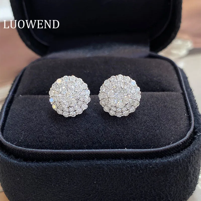 

LUOWEND 18K White Gold Earrings Natural Diamond Earring Fashion Lurxury Halo Design Stud Earrings for Women Engagement Party