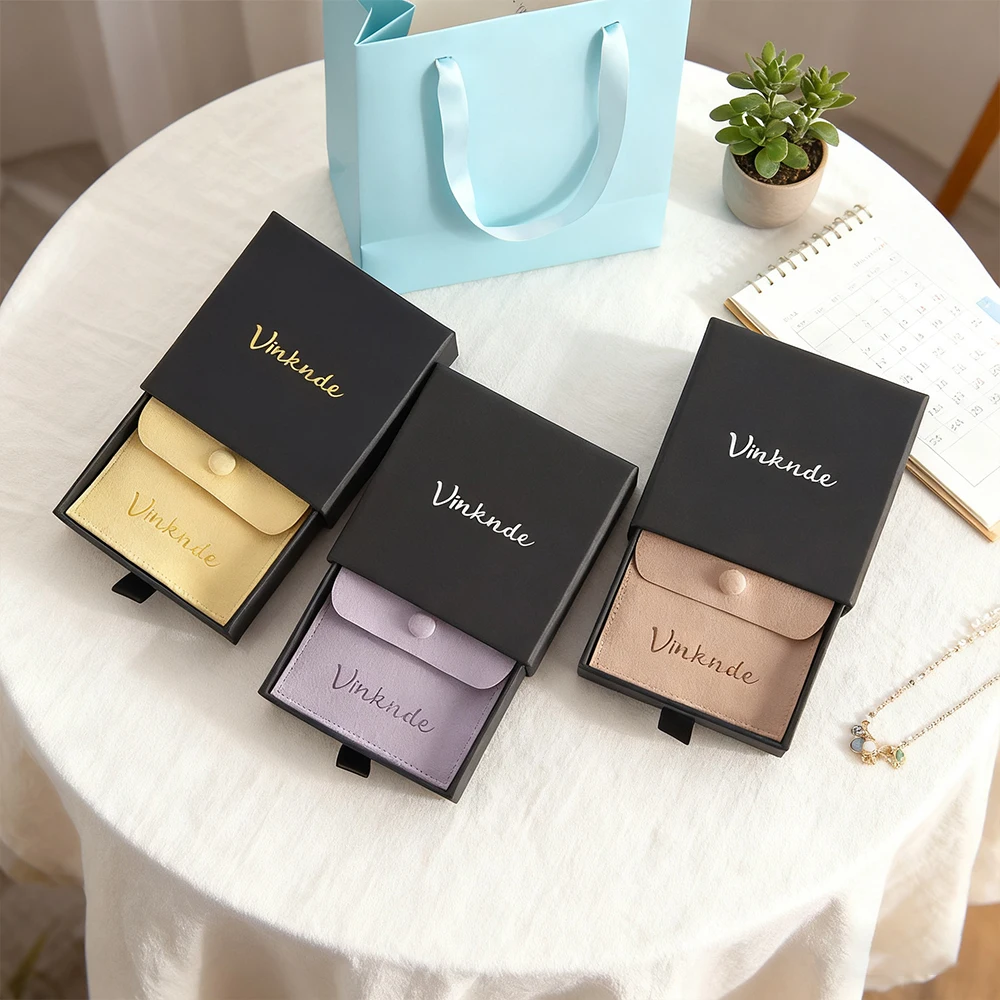 

Новый заказ 7x9x2,5 см маленький бумажный картонный кольцо серьги ящик упаковочная коробка персонализированный логотип микрофибра Snap ювелирный мешочек