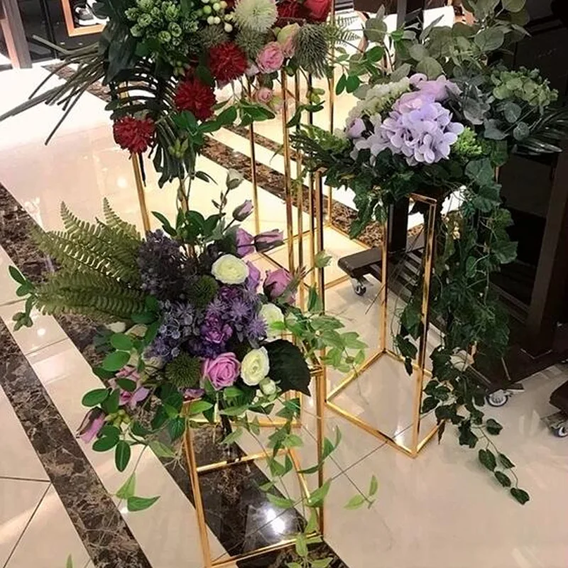 

Золотая железная подставка для цветов в стиле арт-декор, реквизит для свадебного декора, геометрическая конструкция для оформления проходов и Т-образных сцен, праздничные украшения