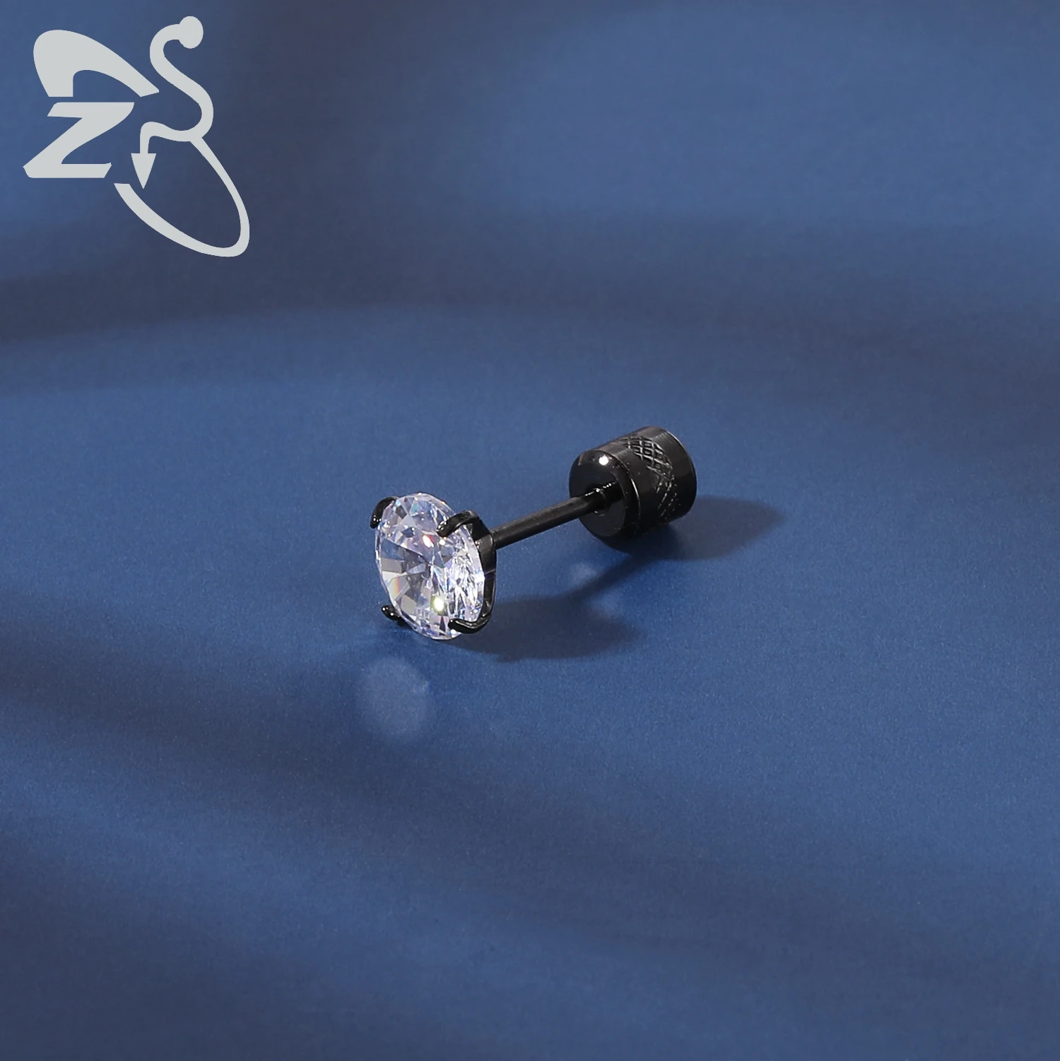 ZS 1/2PC Black Color Surgical Steel Stud Earring For Women Men Punk Snake Bat Ear Conch Tragus Cartilag Helix Piercings 16G /20G
