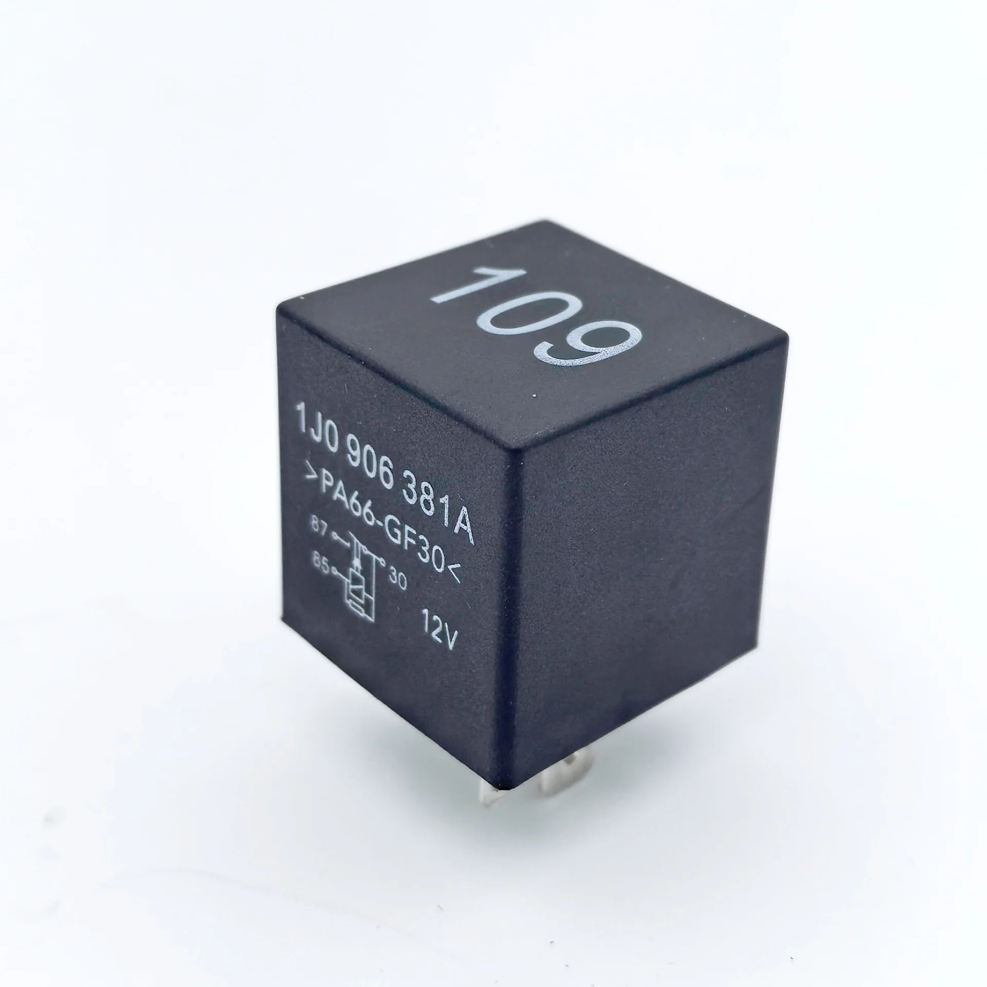 Multifunctional Relay #109 OE 1J0906381A Replacement for VW Beetle Bora Golf Passat Polo 9N Audi A3 Auto Spare Parts