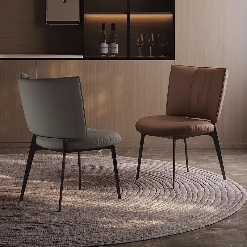 High-End-Casual-Esszimmerstuhl, Haushalt, Leder, weiche Tasche, Kaffee, Restaurant, Stuhl, Designer-Modell, Zimmer, große Rückenlehne, Sofa