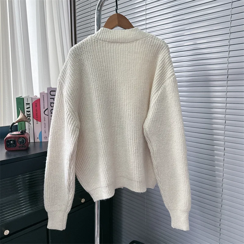 เสื้อสเวตเตอร์ดีไซน์แปลกตา เสื้อโค้ทผู้หญิง สำหรับฤดูใบไม้ร่วงและฤดูหนาว แบบใหม่ ตัดต่อผ้าเดนิม สไตล์เกาหลี ทรงหลวม สบายๆ แบบถัก