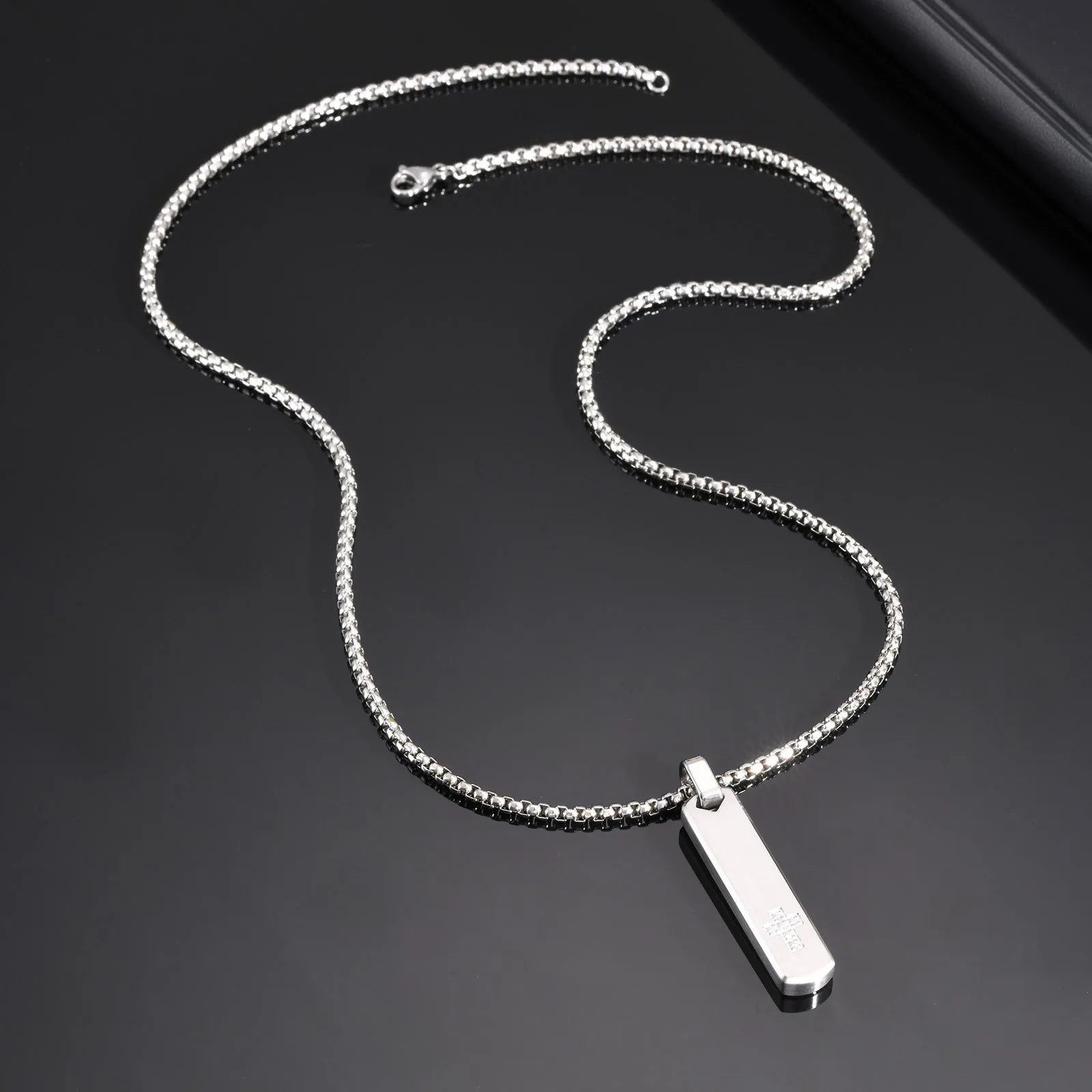 Kristalle Kreuz Dreidimensionale Rechteckige Geometrische Anhänger Edelstahl Männer Frauen Personalisierte Mode Halsketten Schmuck – Detail 6