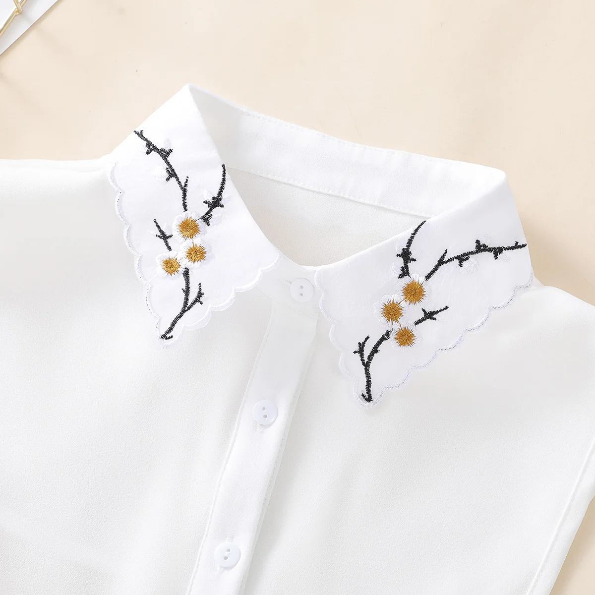 Women's Fashionable Embroidered Plum Blossom Collar with Sweater Fake Collar Half Shirt Versatile Decoration Chiffon Fake Collar
