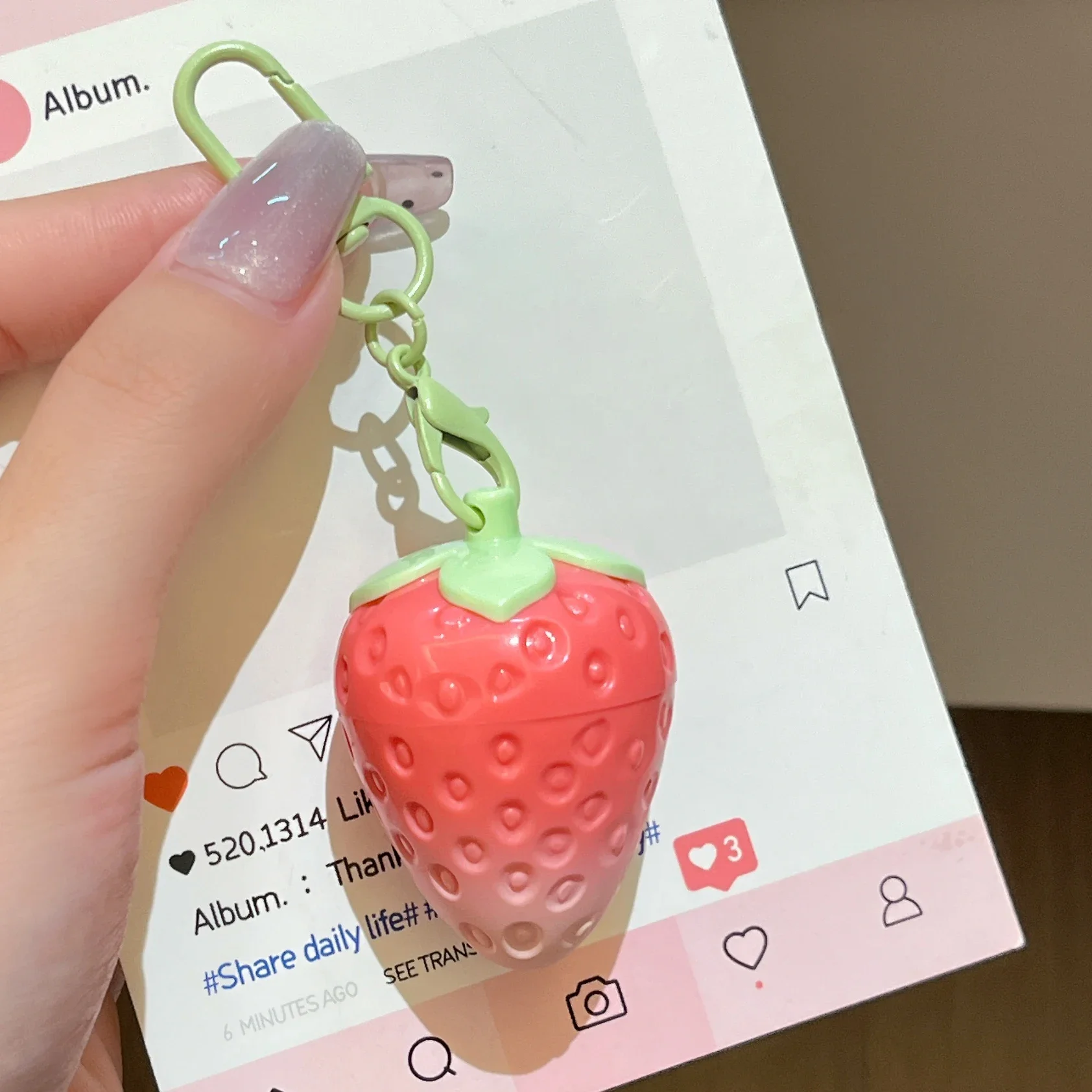 Aardbei Sleutelhanger Verwarmende Lippenbalsem Langdurig Hydraterende Roze Tint Kleurveranderende Lipstick Fruitige Lippen Basiscrème Stick Nieuw